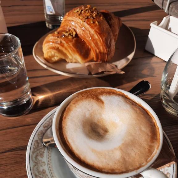 Coffee &amp; Pastry