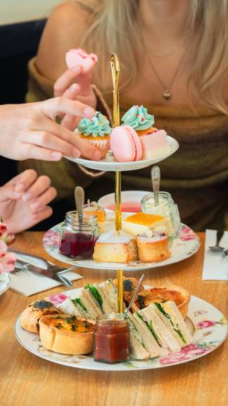 Bluebells Cakery High Tea