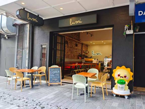 Lumi Cafe
