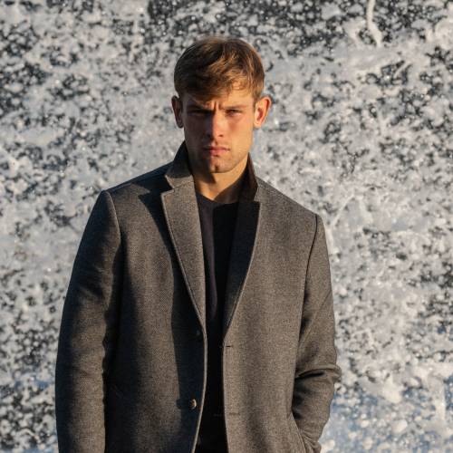 Rodd-&amp;-Gunn(cropped)